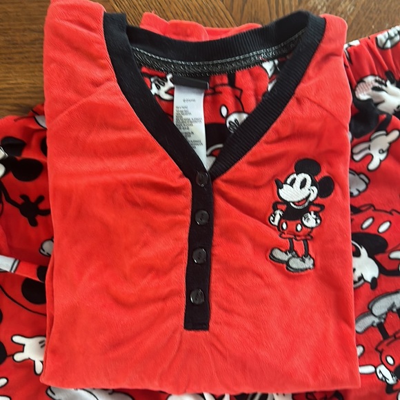 Disney Other - Disney pjs excellent condition size small